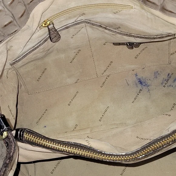 Elegant Crocodile Embossed Tan and Black Women's Bag - Picture 13 of 16